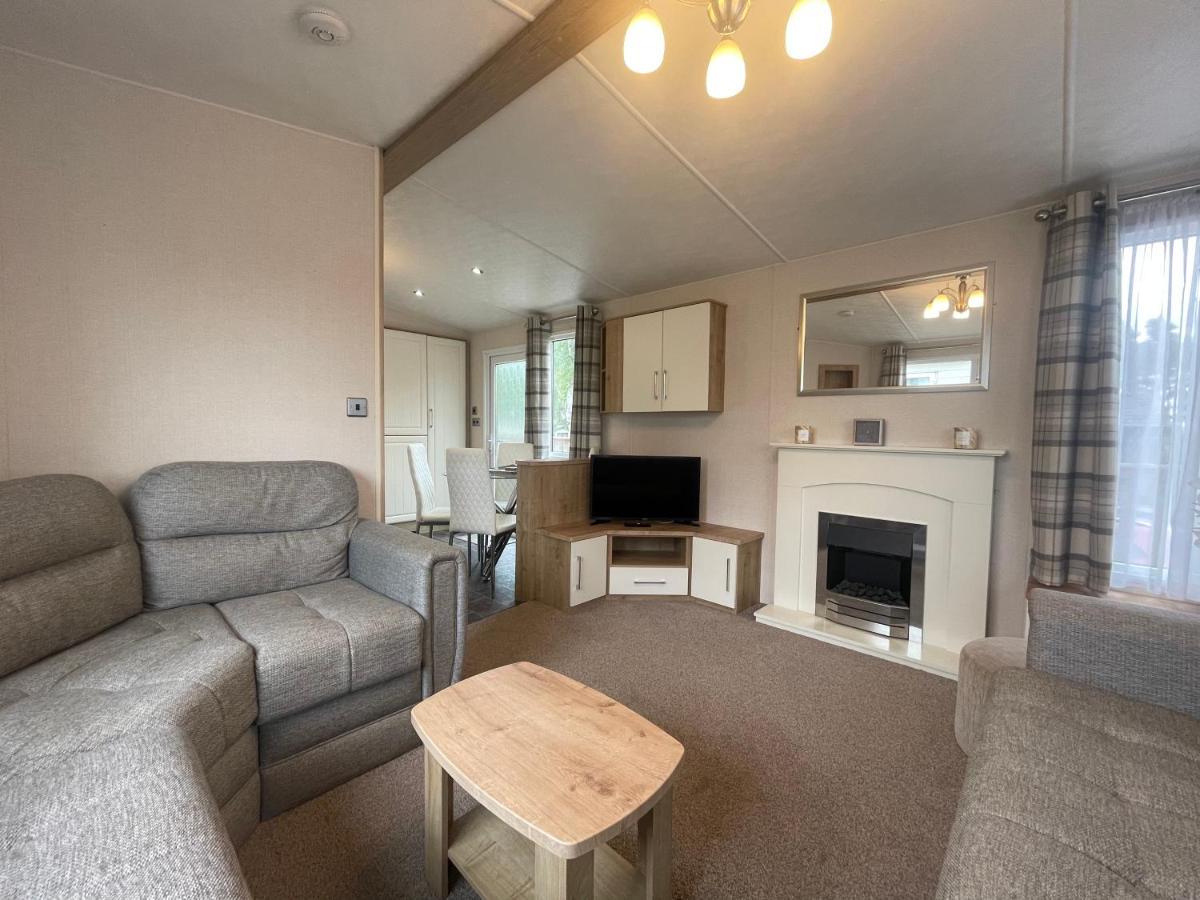 Two Bedroom Caravan At Lilliarsedge Jedburgh Eksteriør bilde